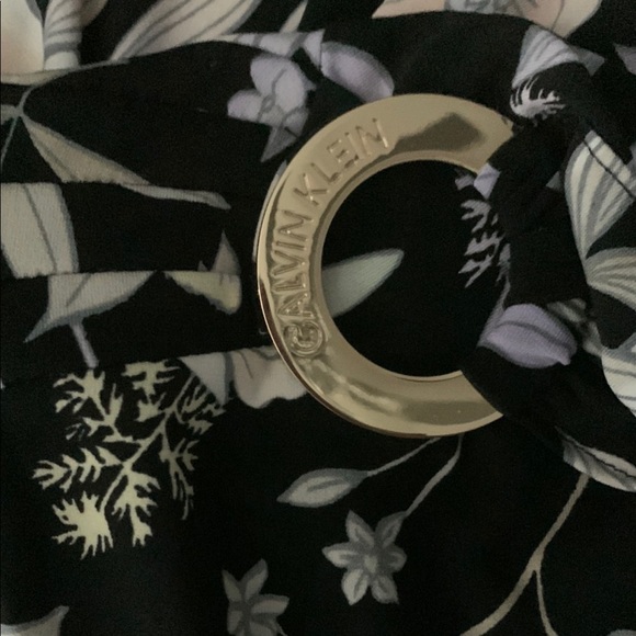 Calvin Klein Top - Picture 4 of 5